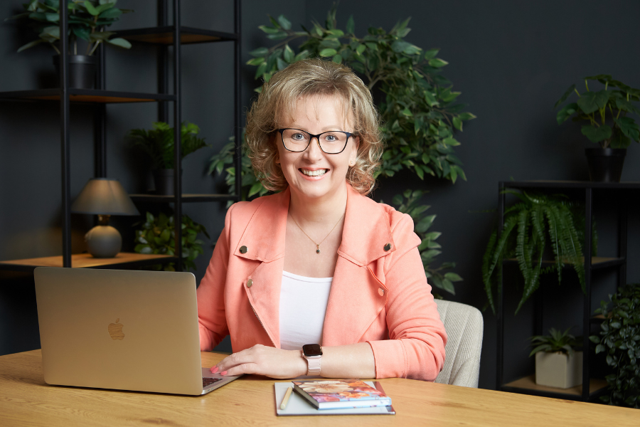 A világ bármelyik pontjáról elérhető vagyok online